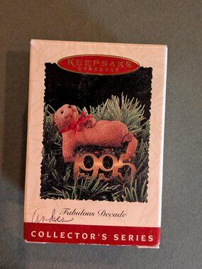 Hallmark Keepsake Ornament Fabulous Decade Otter 1995